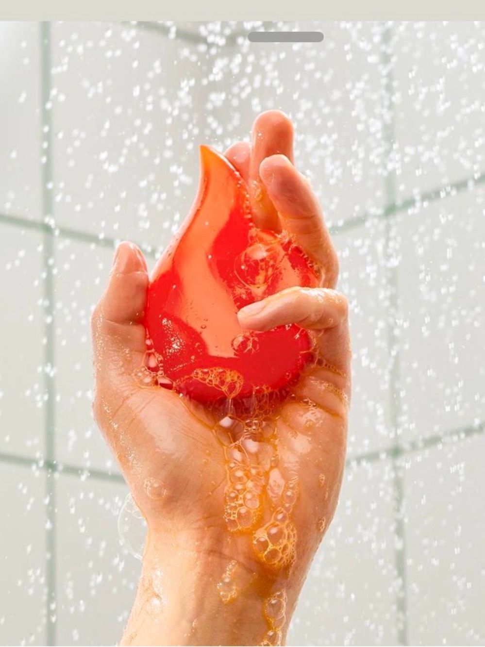 LUSH WARMING SHOWER GUMMY LISH CLUB LIMITED EDITION BRAND NEW